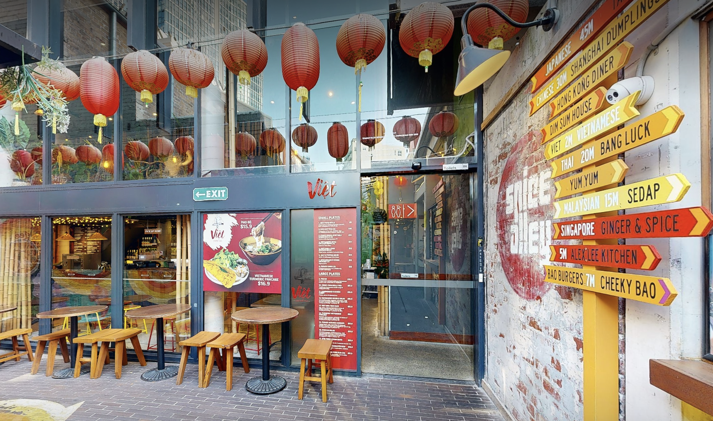 Viet — photo 1